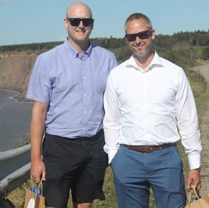 Meet your Posher, Neil